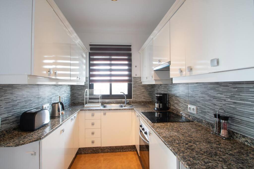 Casa Marlay Spacious, Heated Pool, Bbq & Fast Wi-Fi Only 15 Minutes Walk To Town 普拉亚布兰卡 外观 照片