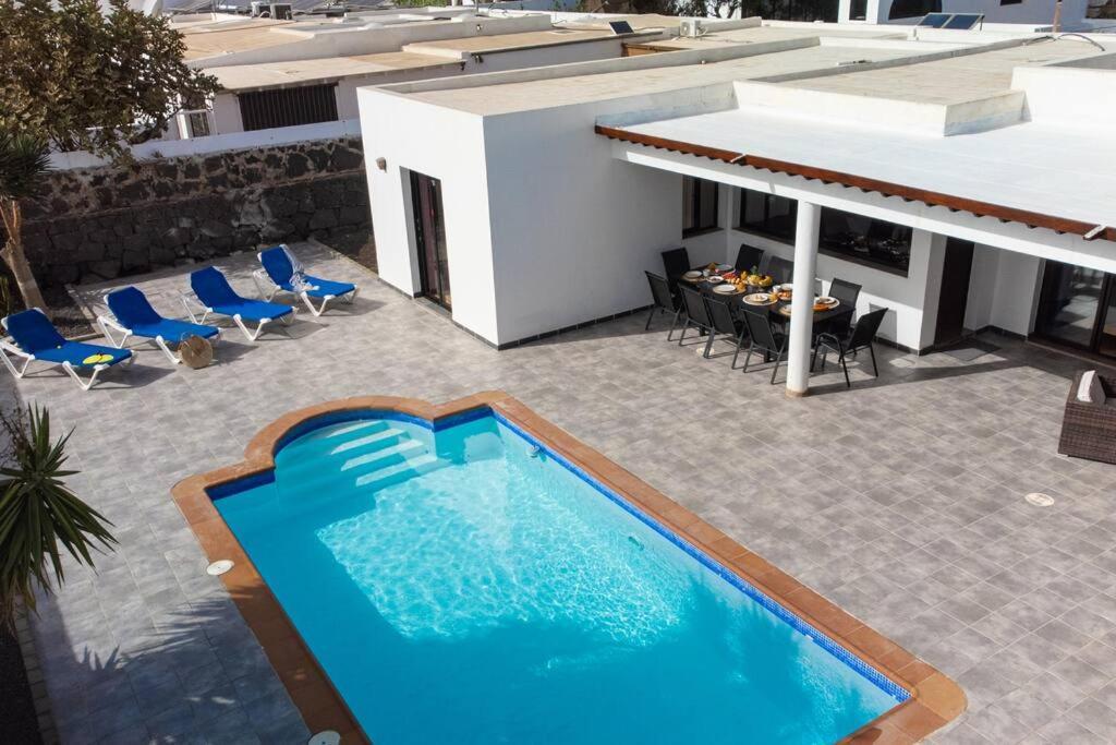 Casa Marlay Spacious, Heated Pool, Bbq & Fast Wi-Fi Only 15 Minutes Walk To Town 普拉亚布兰卡 外观 照片