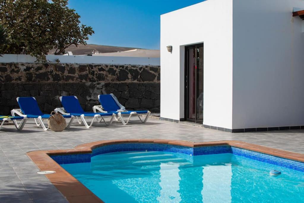 Casa Marlay Spacious, Heated Pool, Bbq & Fast Wi-Fi Only 15 Minutes Walk To Town 普拉亚布兰卡 外观 照片